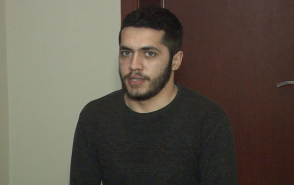 Əmisini öldürüb, evə od vurdu - Xırdalanda dəhşətli qətl